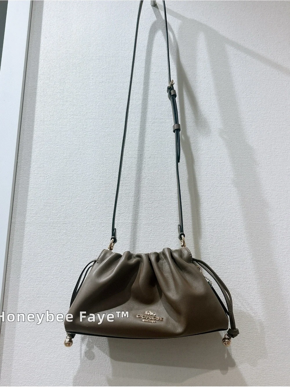 COACH Brown Ruched Leather Shoulder Bag with Gold-Tone Logo cv529 dark stone